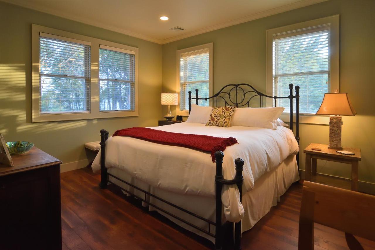 Bay Breeze Inn South Jamesport Εξωτερικό φωτογραφία
